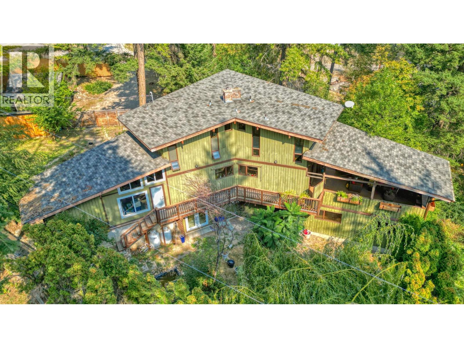 405 Kildare Way, Vernon, British Columbia  V1T 2C7 - Photo 5 - 10366313