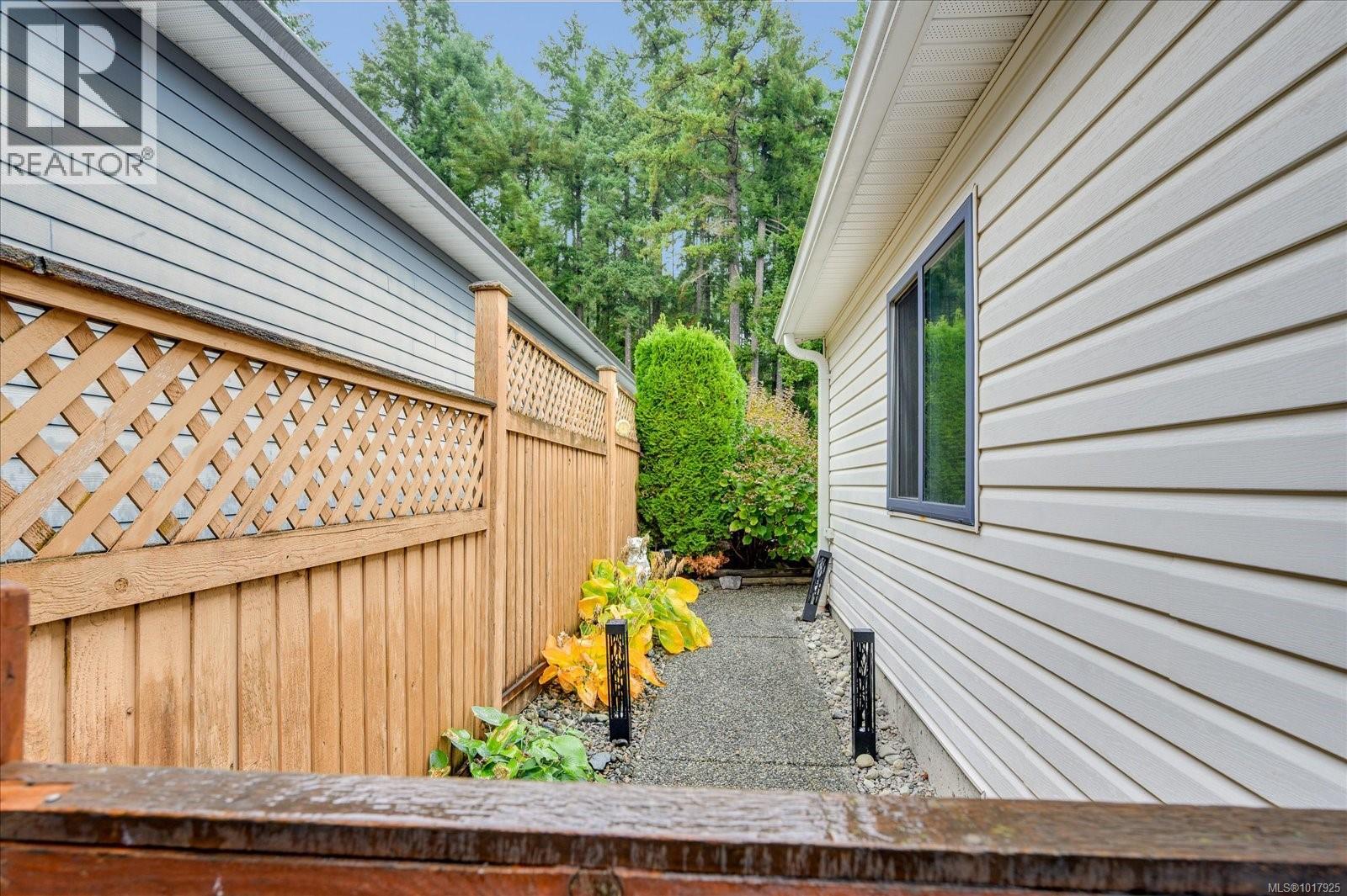 3960 Valewood Dr, Nanaimo, British Columbia  V9T 6B9 - Photo 2 - 1017925