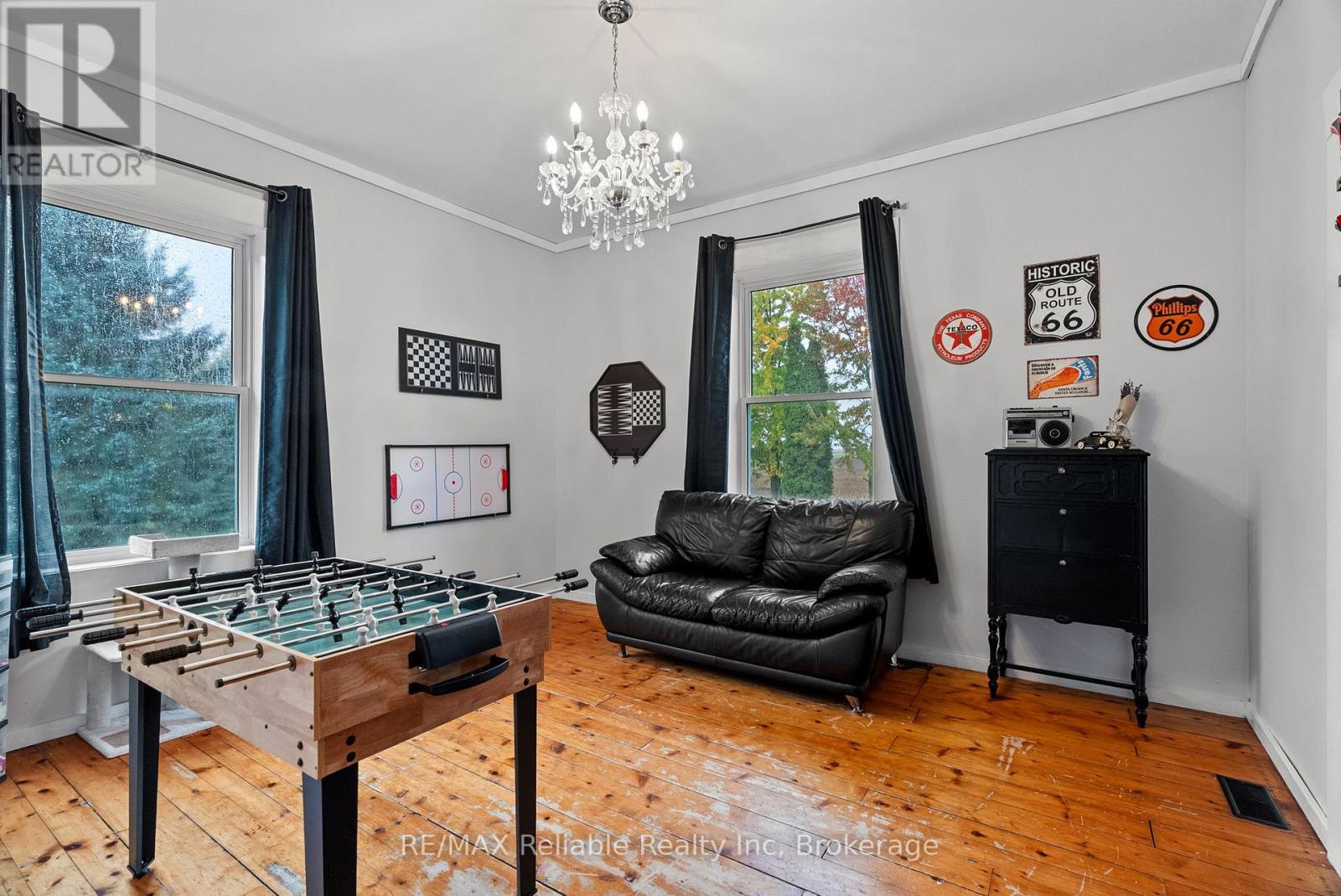 43488 Chiselhurst Road, Huron East, Ontario  N0M 2E0 - Photo 8 - X12472427