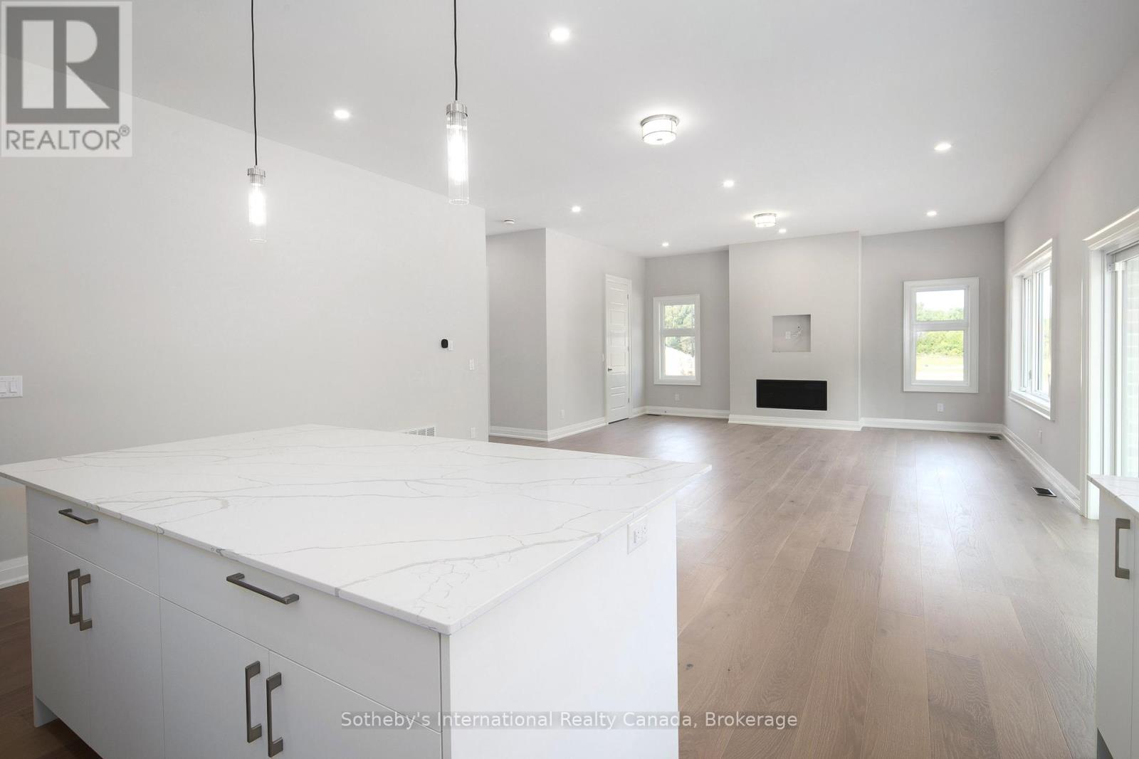 124 Equality Drive, Meaford, Ontario  N0H 1V0 - Photo 18 - X12472499