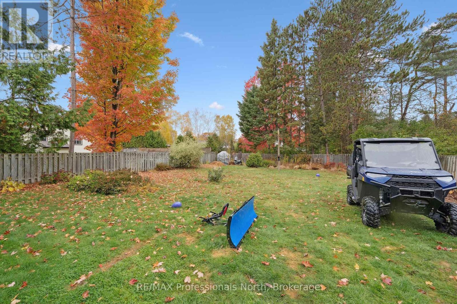27 Gouldie Street, Huntsville, Ontario  P1H 1M5 - Photo 33 - X12472517