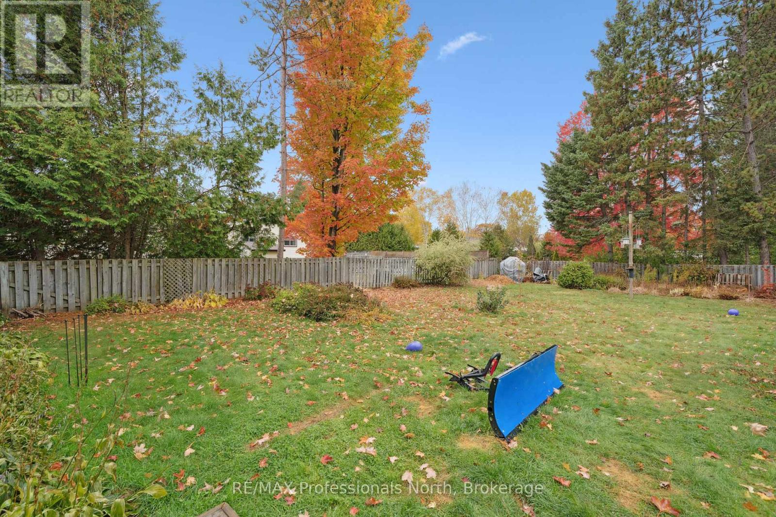 27 Gouldie Street, Huntsville, Ontario  P1H 1M5 - Photo 34 - X12472517