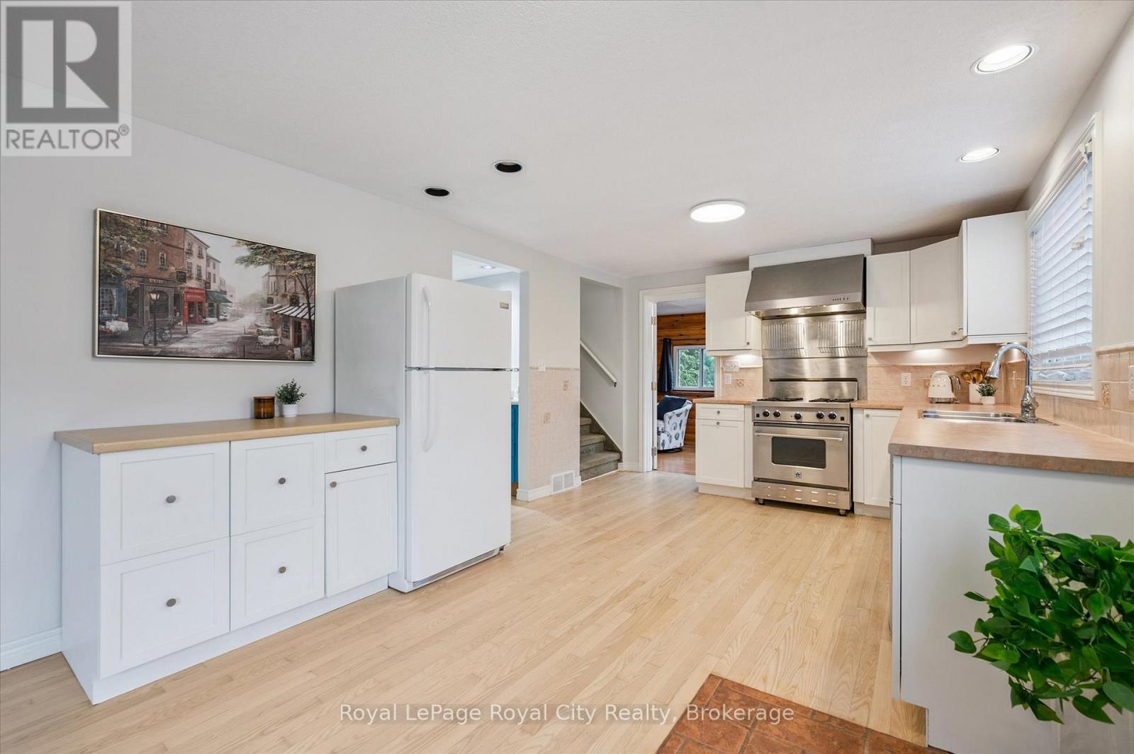 6548 Beatty Line N, Centre Wellington (Fergus), Ontario  N1M 2W3 - Photo 6 - X12472541
