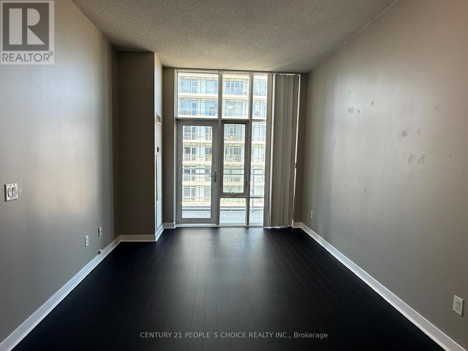 2210 - 365 Prince Of Wales Drive, Mississauga, Ontario  L5B 0G6 - Photo 10 - W12470703