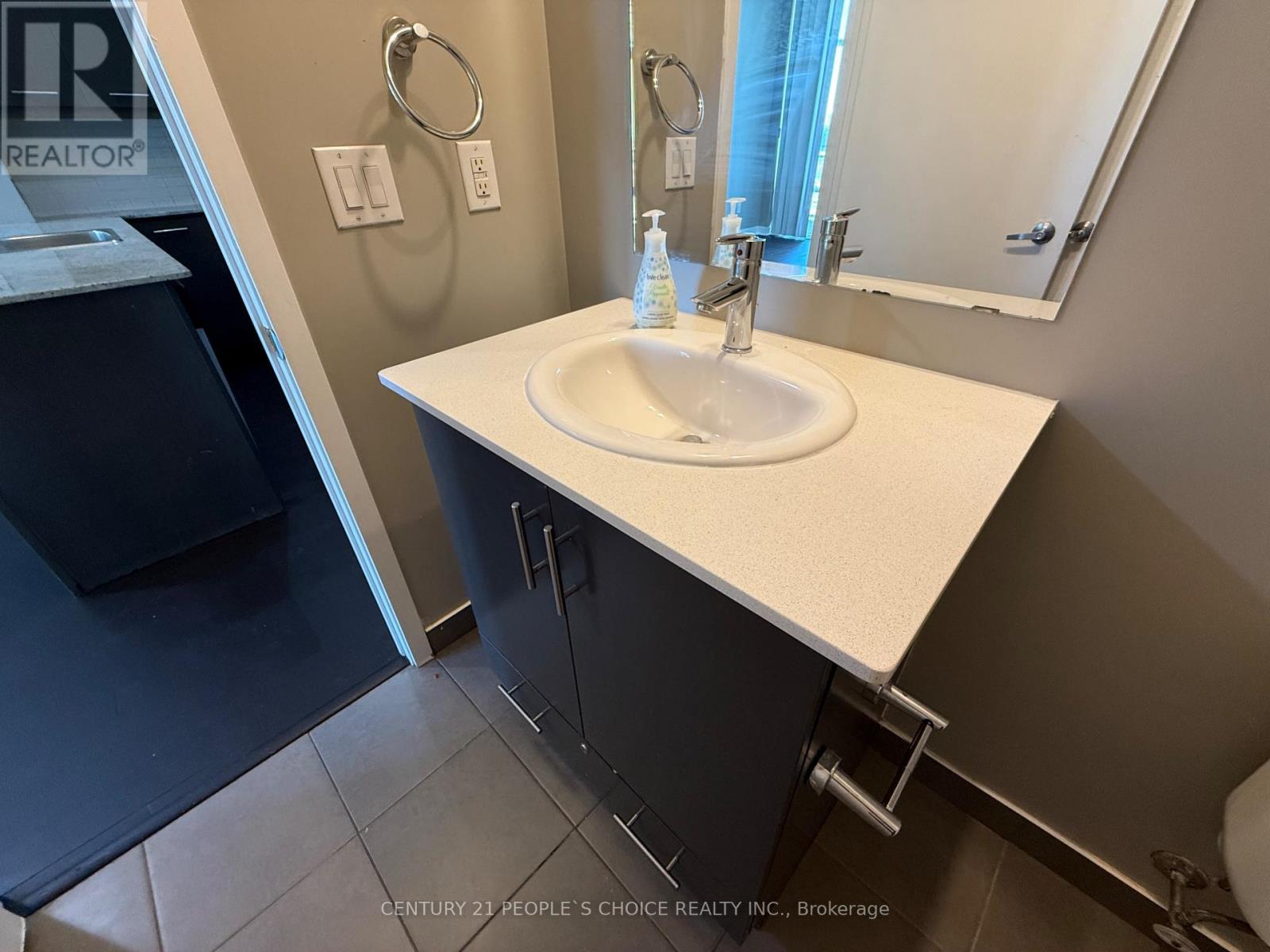 2210 - 365 Prince Of Wales Drive, Mississauga, Ontario  L5B 0G6 - Photo 16 - W12470703