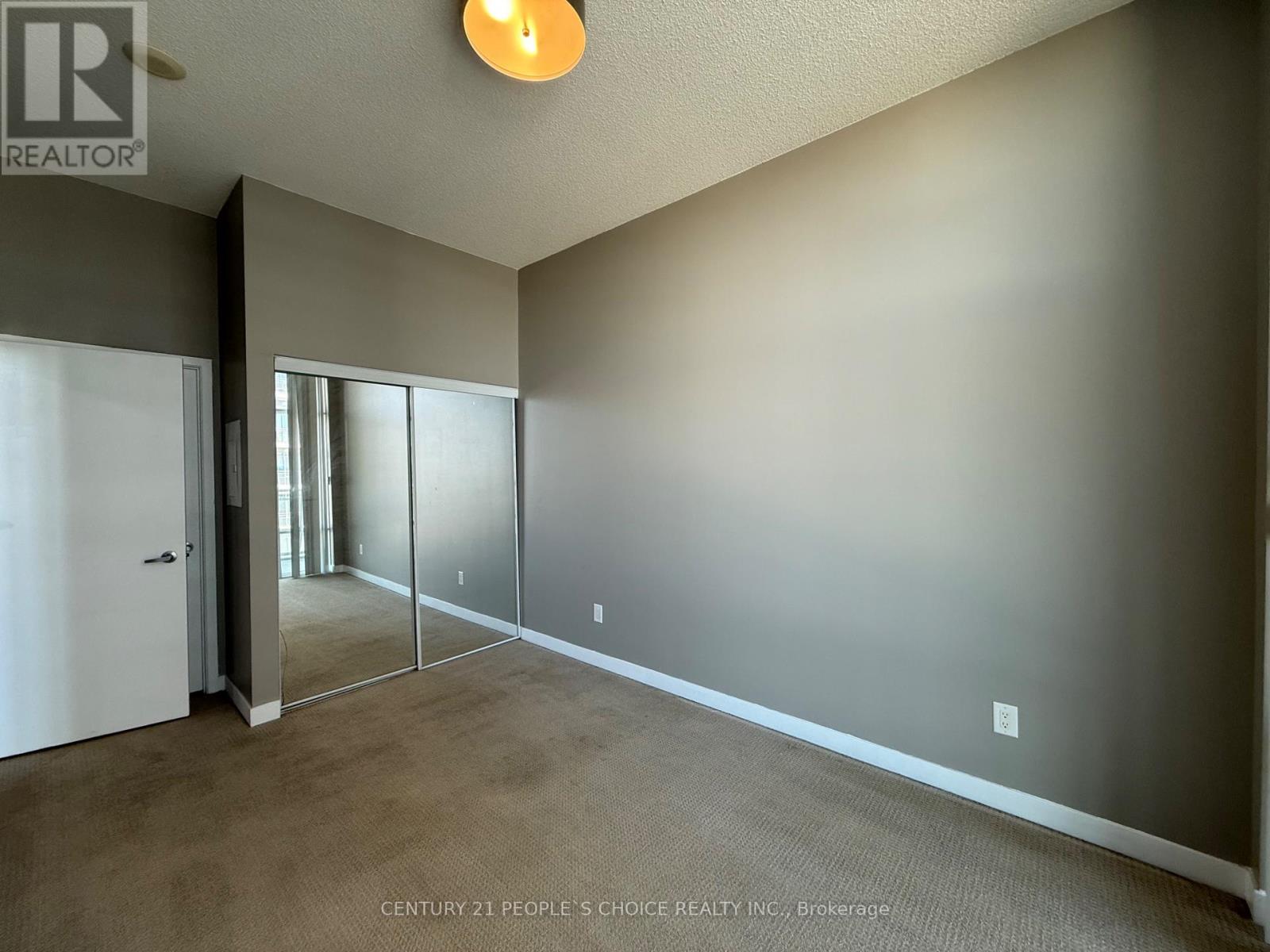 2210 - 365 Prince Of Wales Drive, Mississauga, Ontario  L5B 0G6 - Photo 21 - W12470703