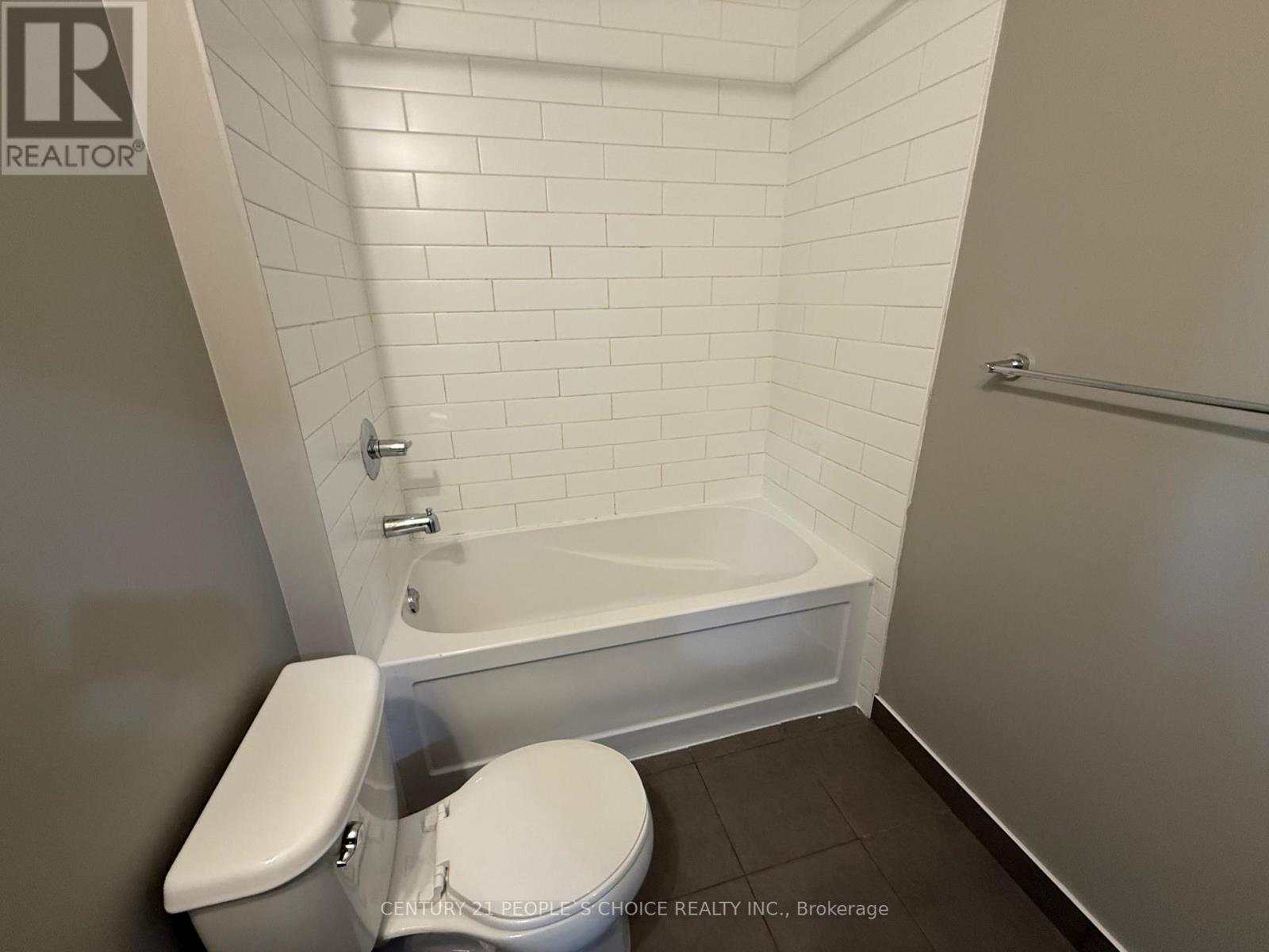 2210 - 365 Prince Of Wales Drive, Mississauga, Ontario  L5B 0G6 - Photo 14 - W12470703