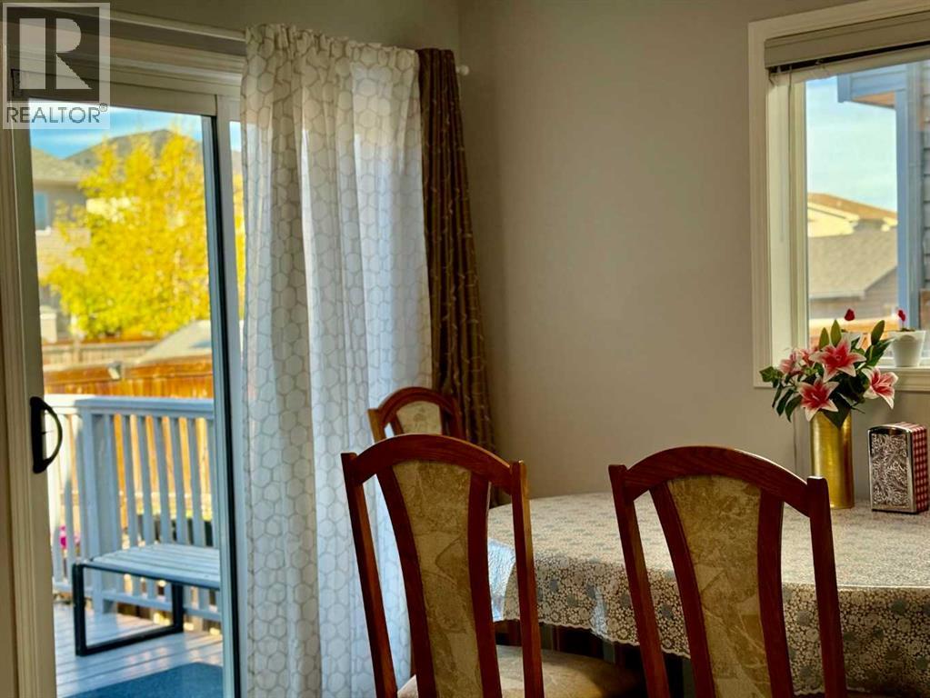 43 Bridlecrest Road Sw, Calgary, Alberta  T2Y 5J2 - Photo 13 - A2259506