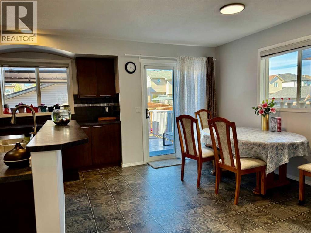 43 Bridlecrest Road Sw, Calgary, Alberta  T2Y 5J2 - Photo 17 - A2259506