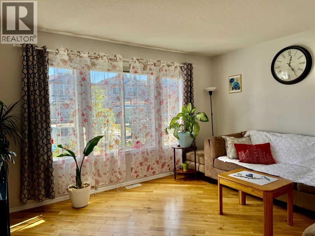 43 Bridlecrest Road Sw, Calgary, Alberta  T2Y 5J2 - Photo 21 - A2259506