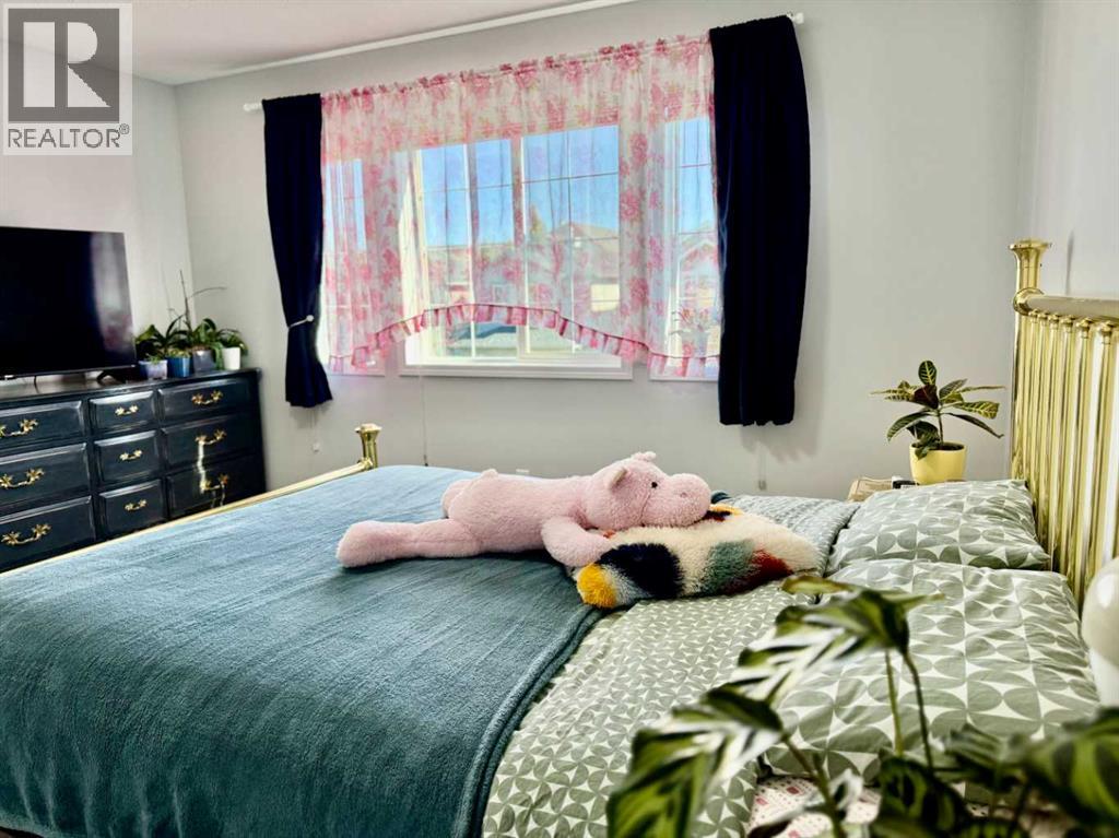 43 Bridlecrest Road Sw, Calgary, Alberta  T2Y 5J2 - Photo 29 - A2259506