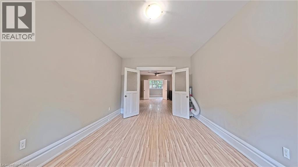 25 Spadina Avenue, Hamilton, Ontario  L8M 2W8 - Photo 3 - 40780464