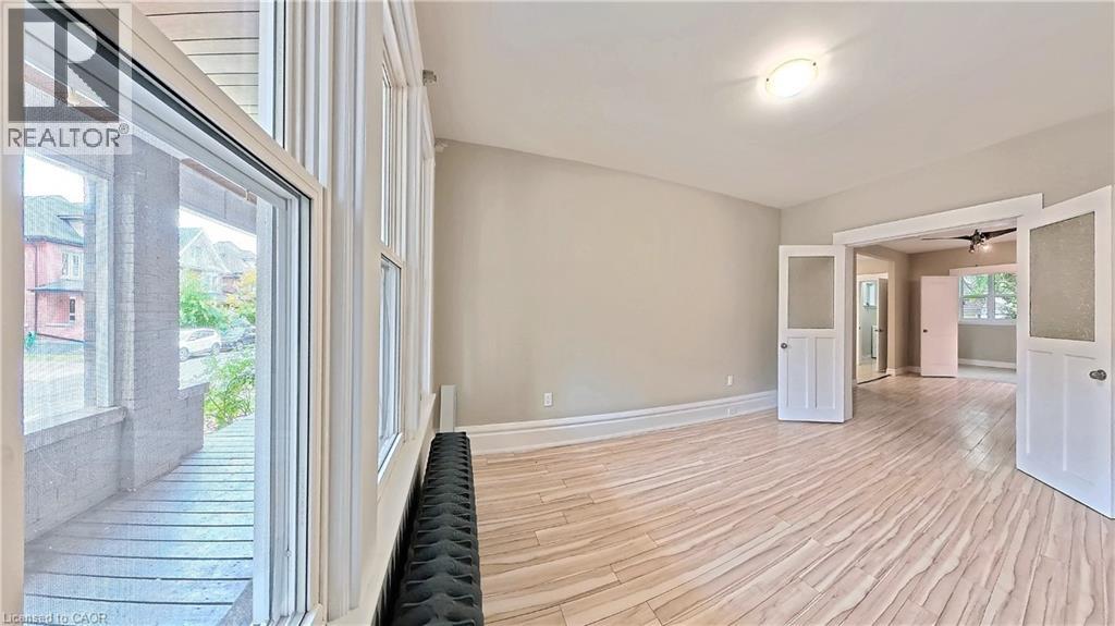 25 Spadina Avenue, Hamilton, Ontario  L8M 2W8 - Photo 4 - 40780464