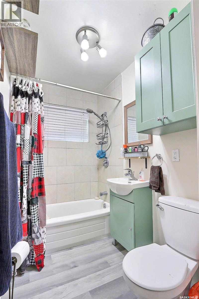 860 7th Street E, Prince Albert, Saskatchewan  S6V 0T2 - Photo 5 - SK021249