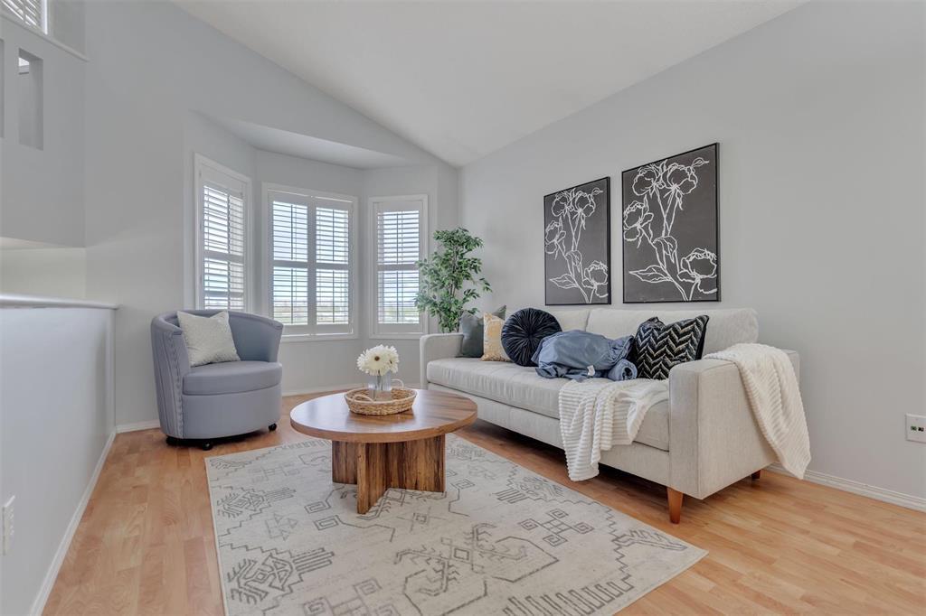 2579 King Edward Street, Winnipeg, Manitoba  R2R 2W8 - Photo 2 - 202526917