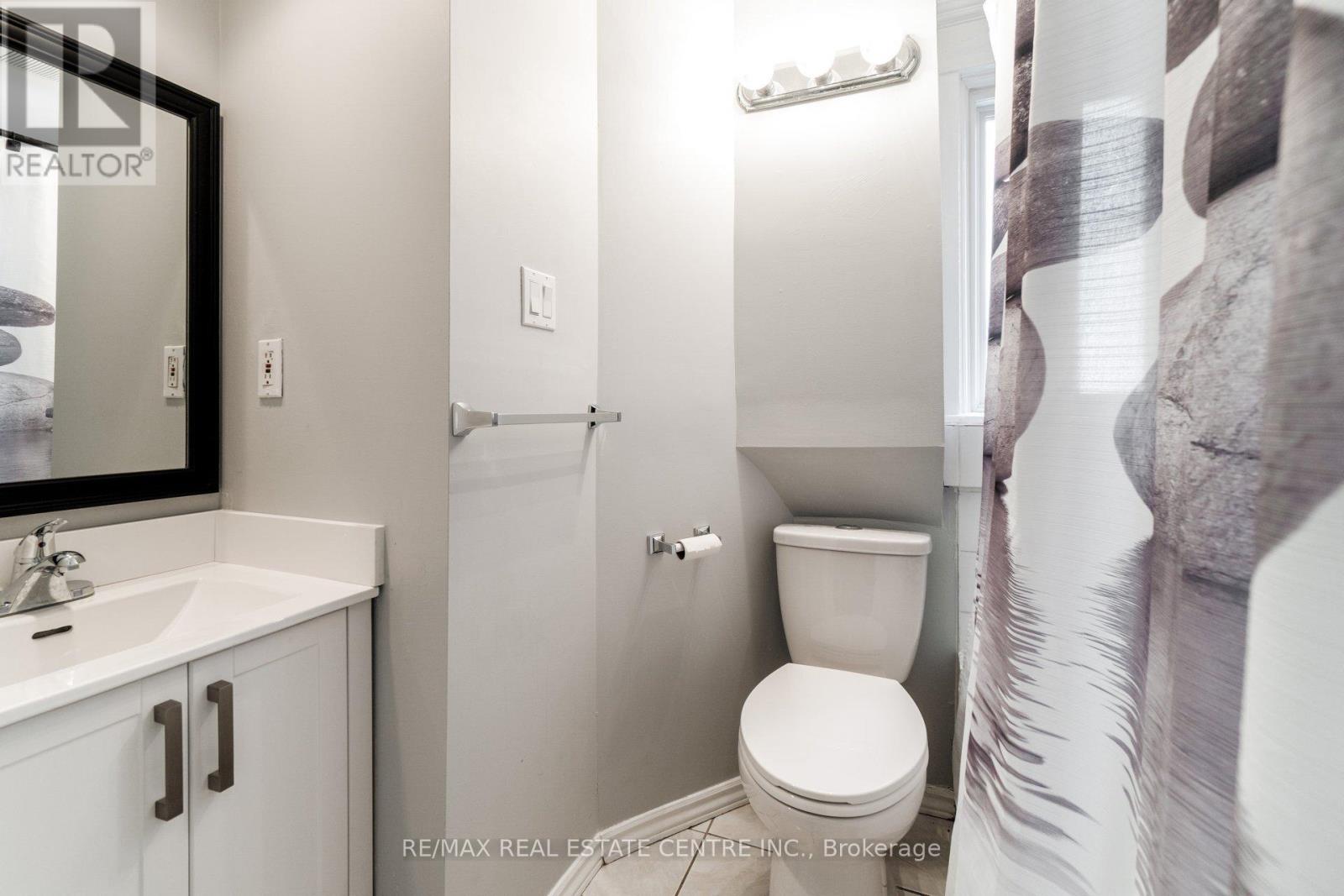 1413 Dundas Street W, Toronto, Ontario  M6J 1Y4 - Photo 8 - C12472368