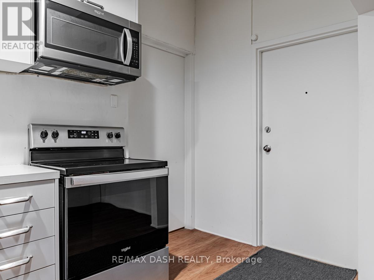 201 - 661 Huron Street, Toronto, Ontario  M5R 2R8 - Photo 3 - C12472440