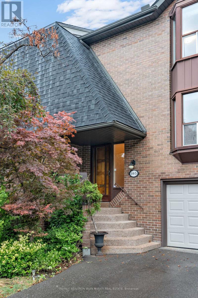 105 Gypsy Roseway, Toronto, Ontario  M2N 5Z1 - Photo 2 - C12472500