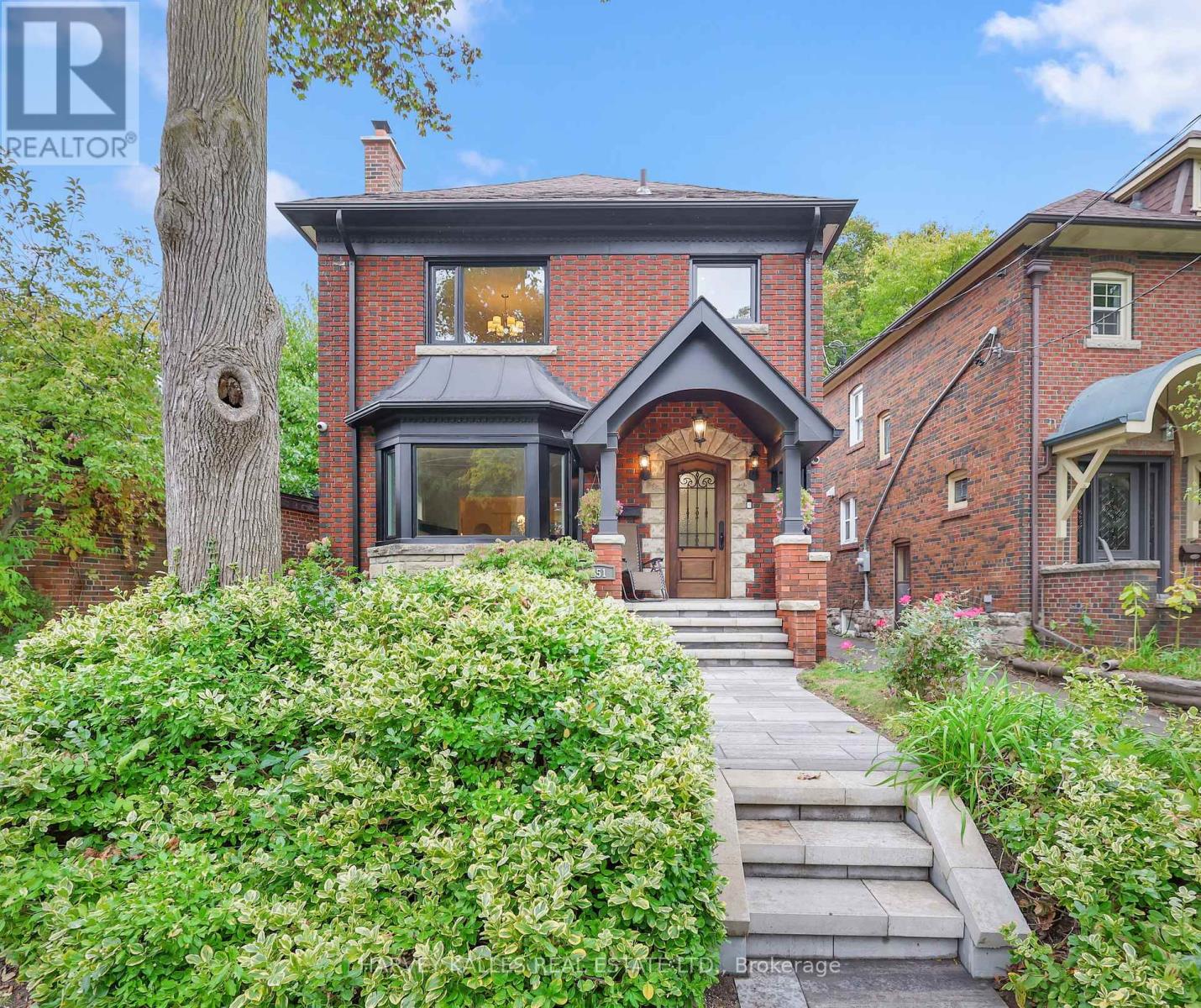 251 WANLESS AVENUE, Toronto, Ontario