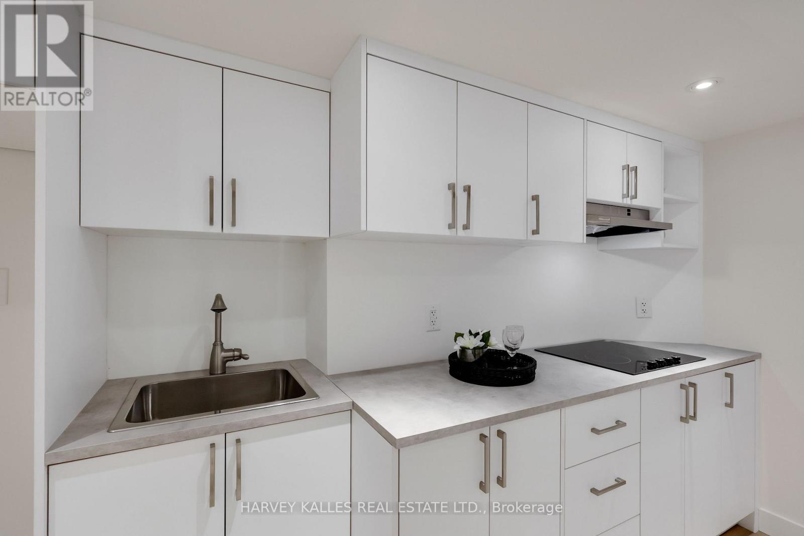 251 Wanless Avenue, Toronto, Ontario  M4N 1W5 - Photo 29 - C12472533