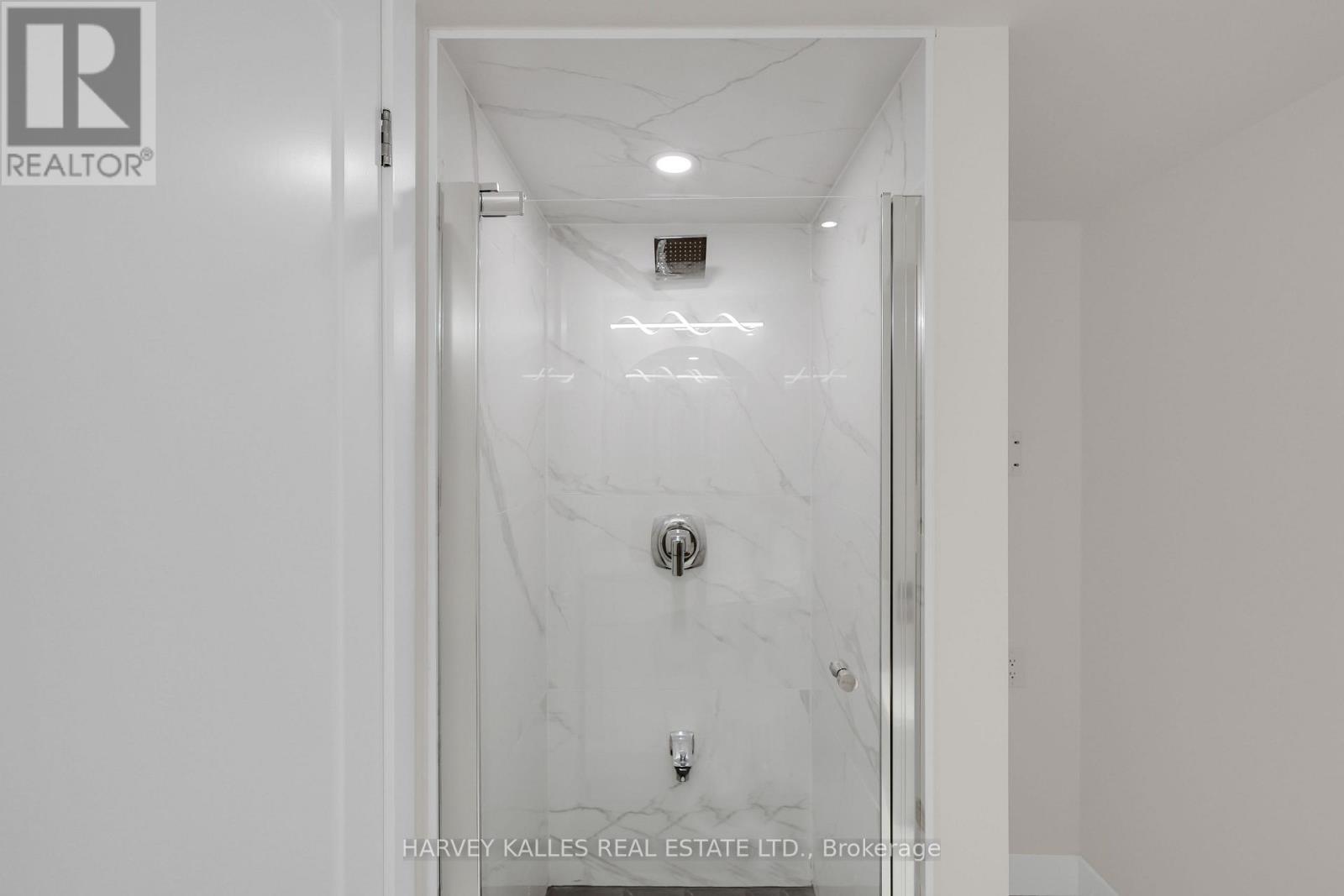 251 Wanless Avenue, Toronto, Ontario  M4N 1W5 - Photo 34 - C12472533