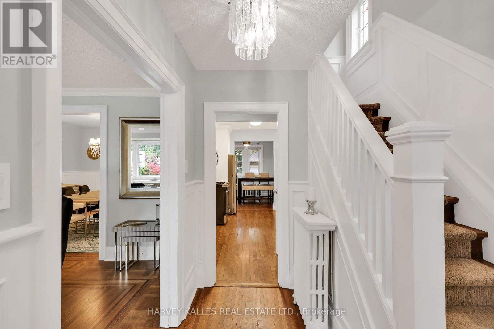 251 Wanless Avenue, Toronto, Ontario  M4N 1W5 - Photo 5 - C12472533