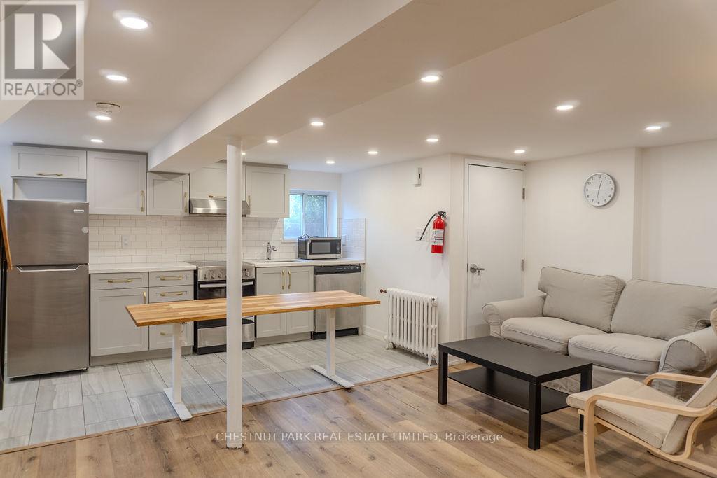 Lower - 1065 Pape Avenue, Toronto, Ontario  M4K 3W4 - Photo 2 - E12472493