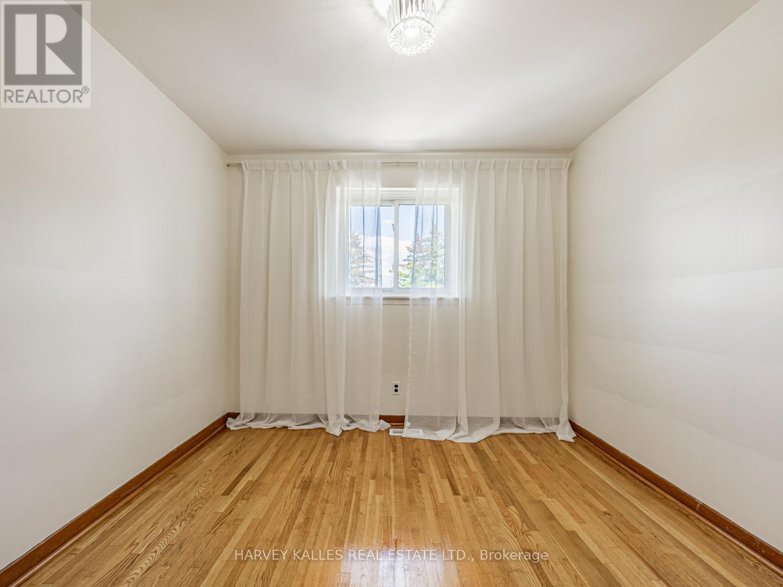 205 Vauxhall Drive, Toronto, Ontario  M1P 1R6 - Photo 17 - E12472543