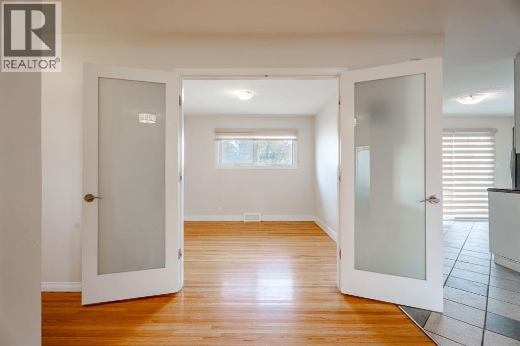 1040 18 Street Ne, Calgary, Alberta  T2E 4V7 - Photo 11 - A2265617