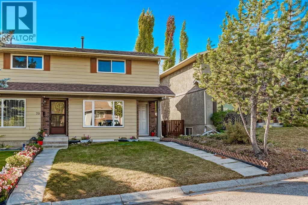72 Strathcona Crescent, Calgary, Alberta  T3H 1L1 - Photo 4 - A2263280
