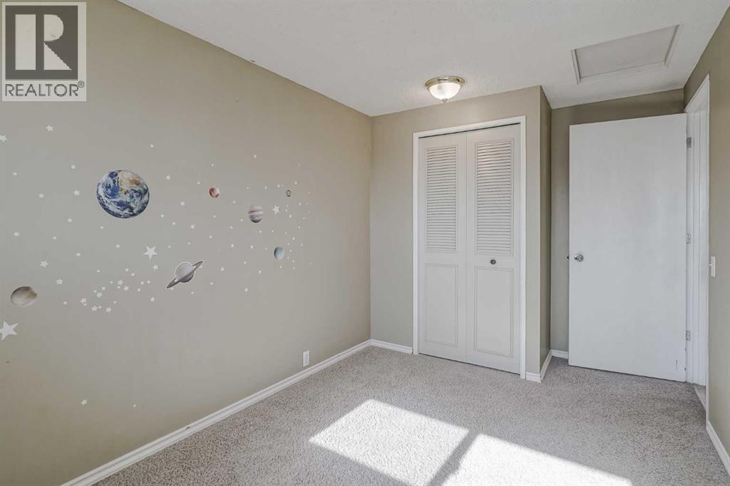 72 Strathcona Crescent, Calgary, Alberta  T3H 1L1 - Photo 20 - A2263280