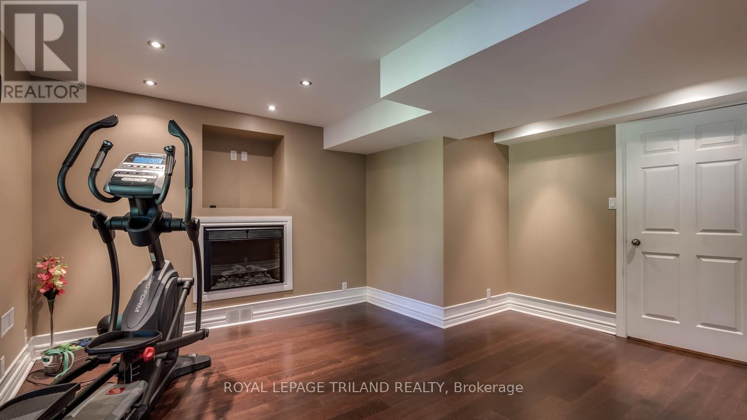 100 Optimist Park Drive, London South, Ontario  N6K 4M1 - Photo 27 - X12472615