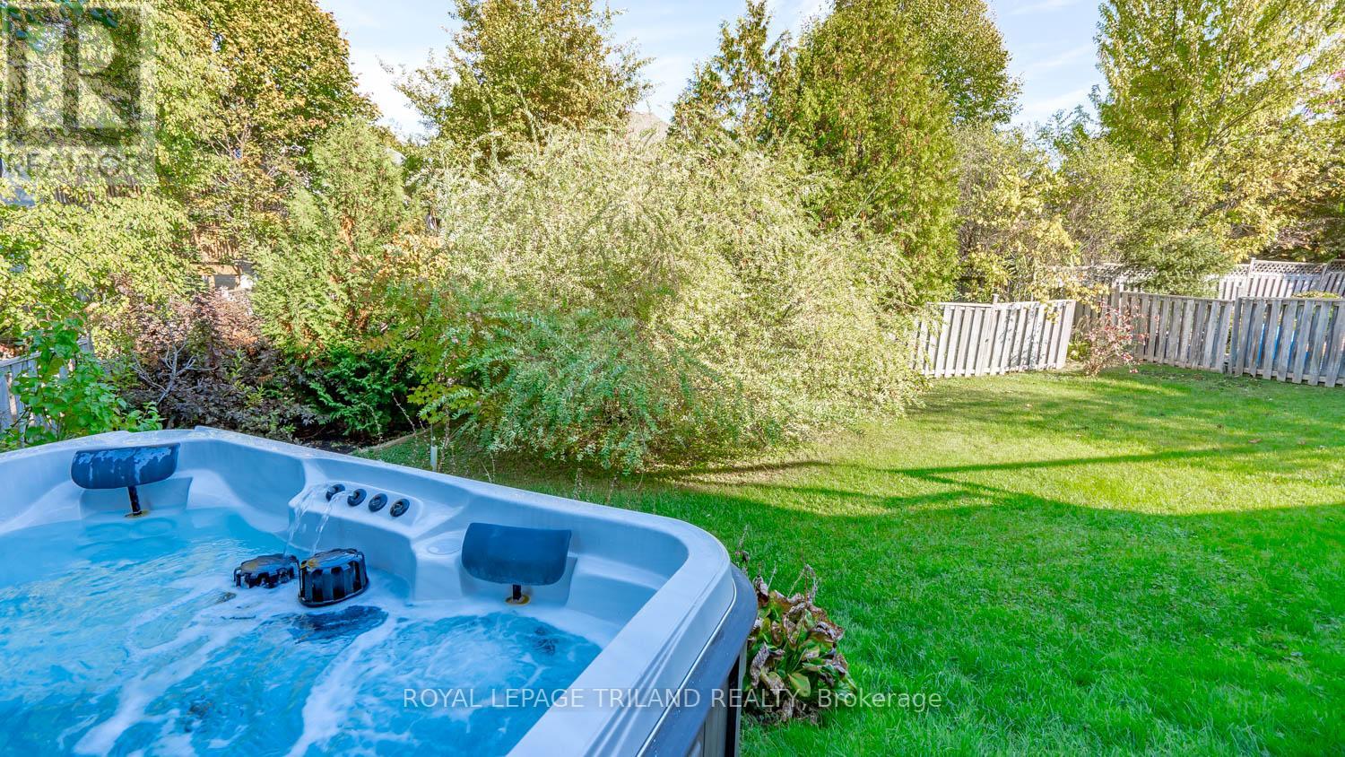100 Optimist Park Drive, London South, Ontario  N6K 4M1 - Photo 38 - X12472615