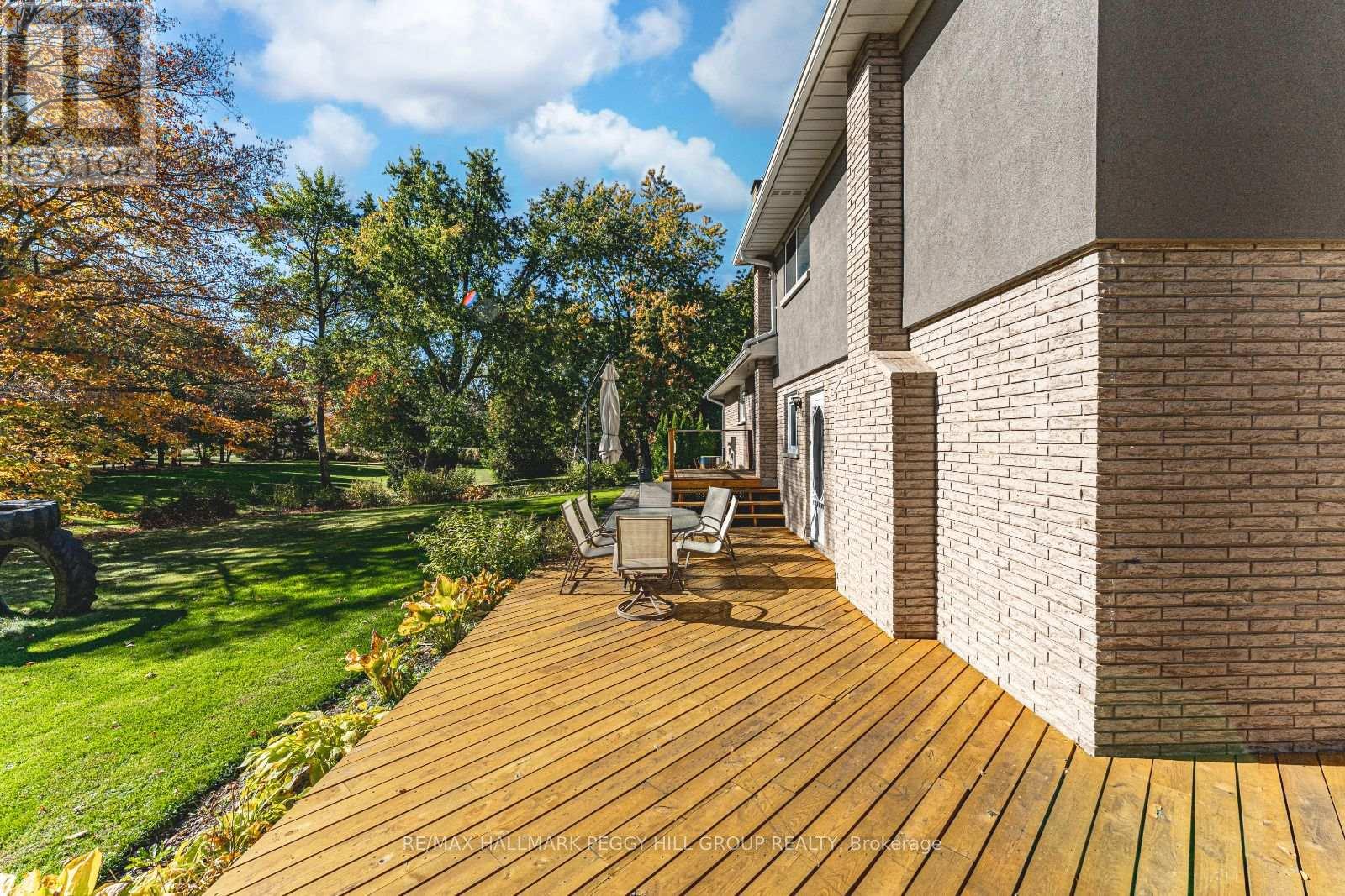 5853 Yonge Street, Innisfil, Ontario  L0L 1K0 - Photo 18 - N12472435