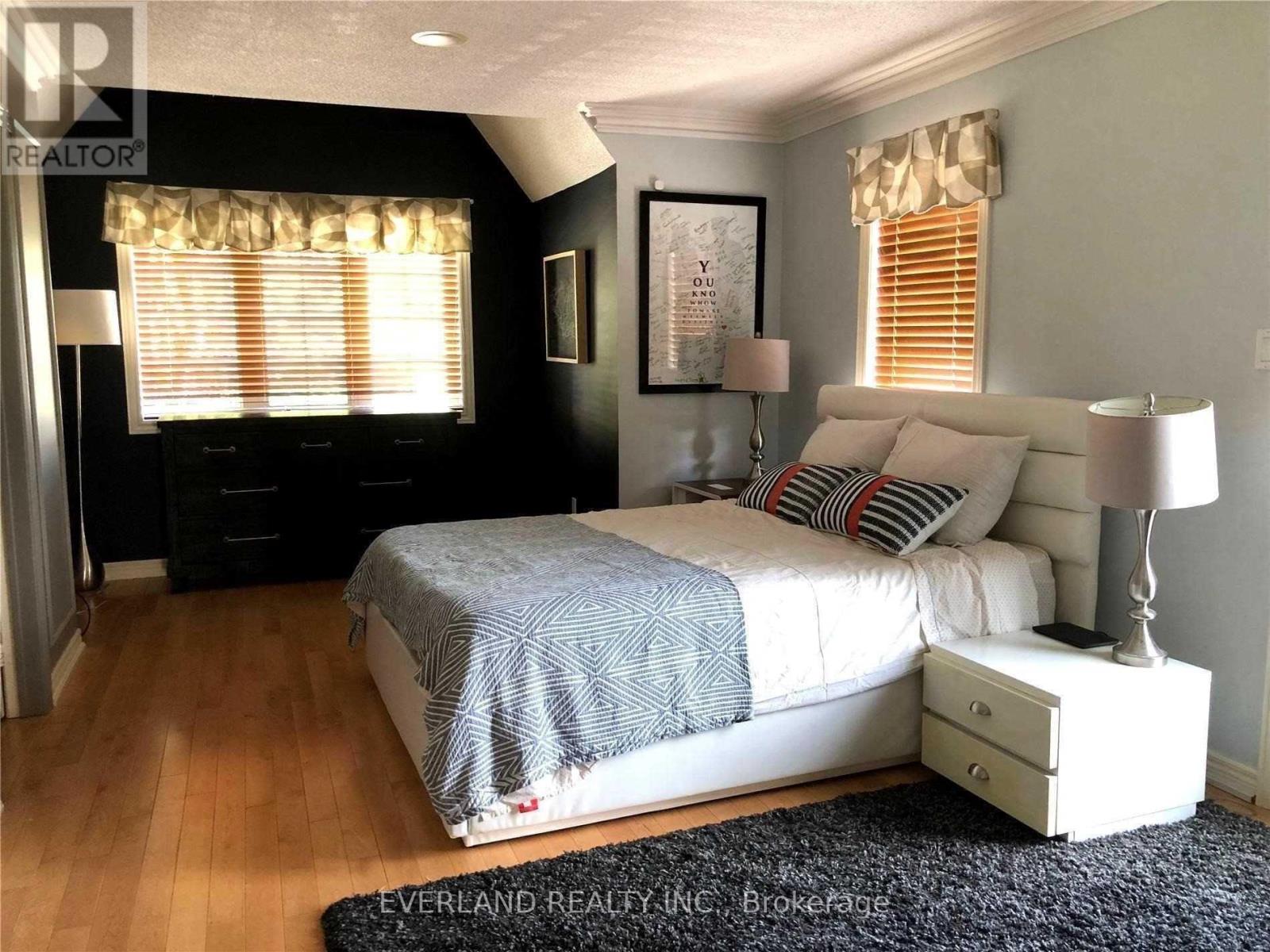 34 Dancer's Drive, Markham, Ontario  L6C 2C4 - Photo 6 - N12472455