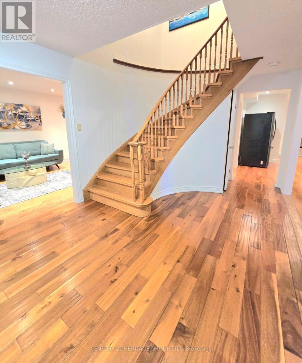 178 Waratah Avenue, Newmarket, Ontario  L3Y 6R4 - Photo 10 - N12472494
