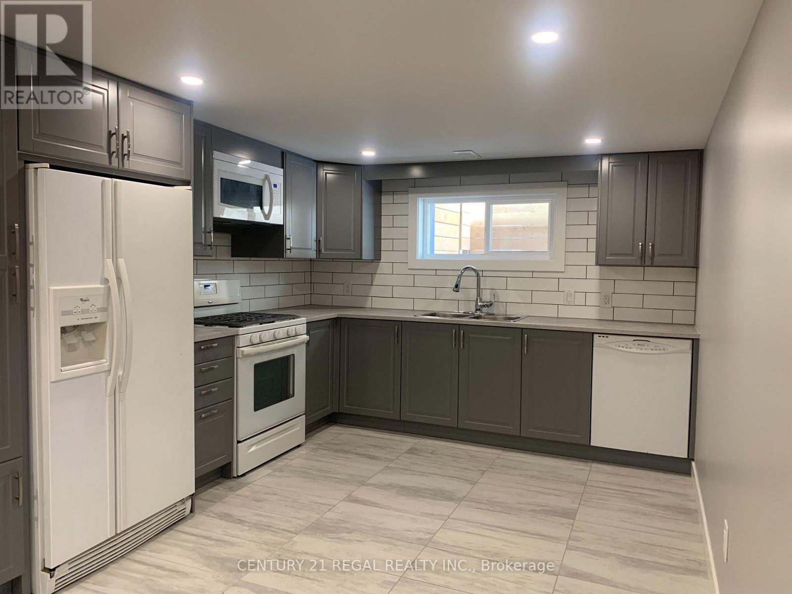 Bsmt - 686 Woodbridge Avenue, Vaughan, Ontario  L4L 2T8 - Photo 11 - N12472530