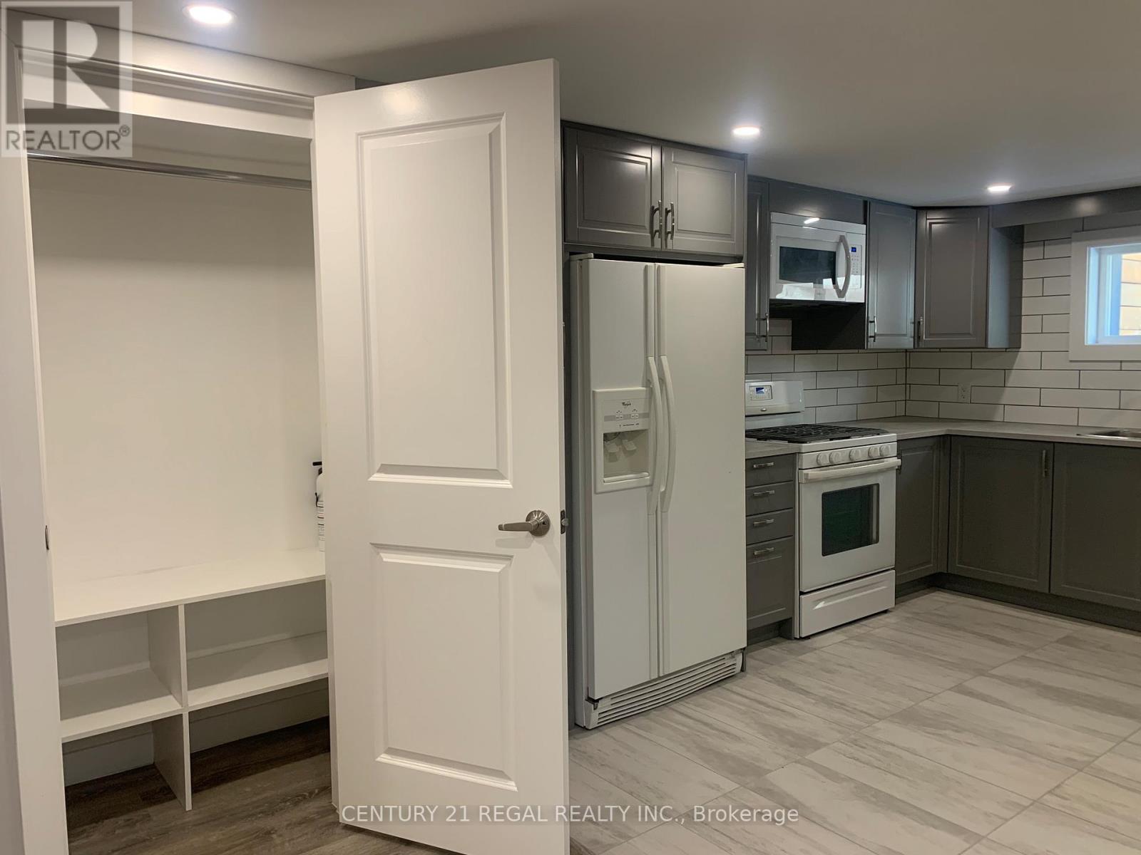 Bsmt - 686 Woodbridge Avenue, Vaughan, Ontario  L4L 2T8 - Photo 9 - N12472530