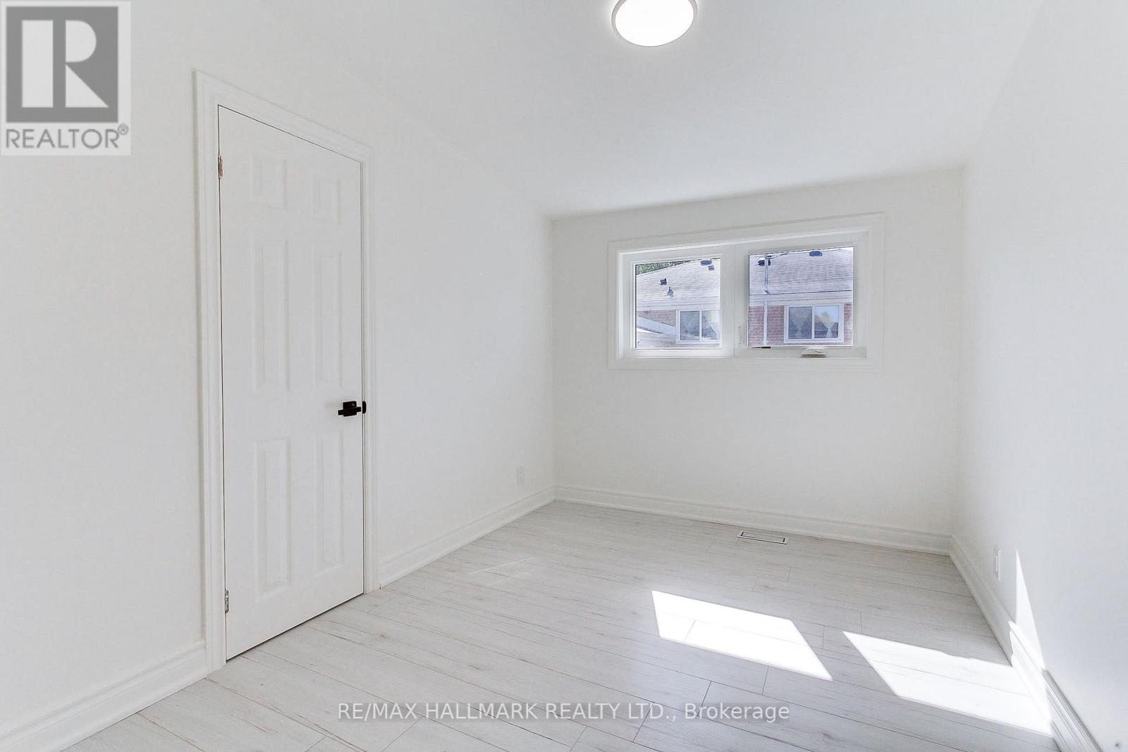 25 Knowles Crescent, Aurora, Ontario  L4G 1Z6 - Photo 32 - N12472535
