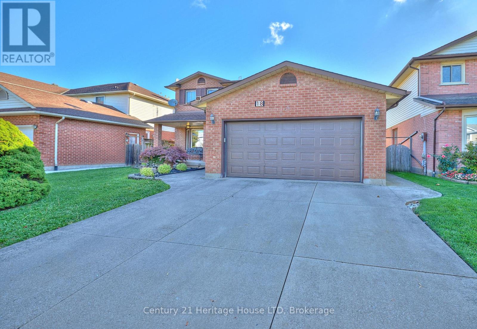 18 Bascary Crescent, St. Catharines, Ontario  L2S 3M8 - Photo 3 - X12454029