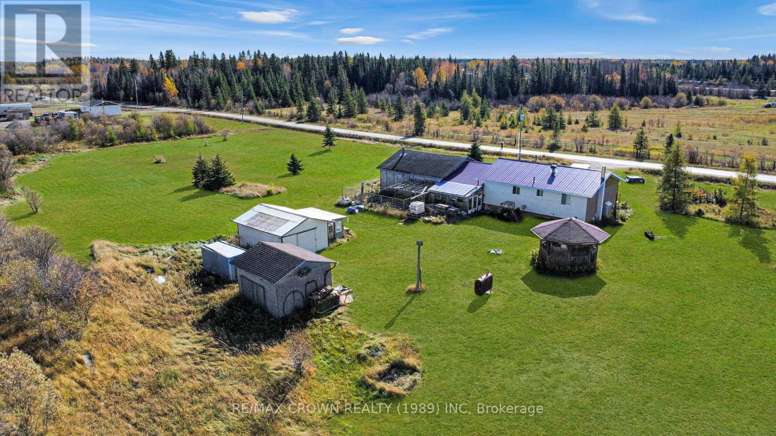 122 Maxime Brisson Road, Mattice-Val Cote, Ontario  P0L 2E0 - Photo 3 - T12472596