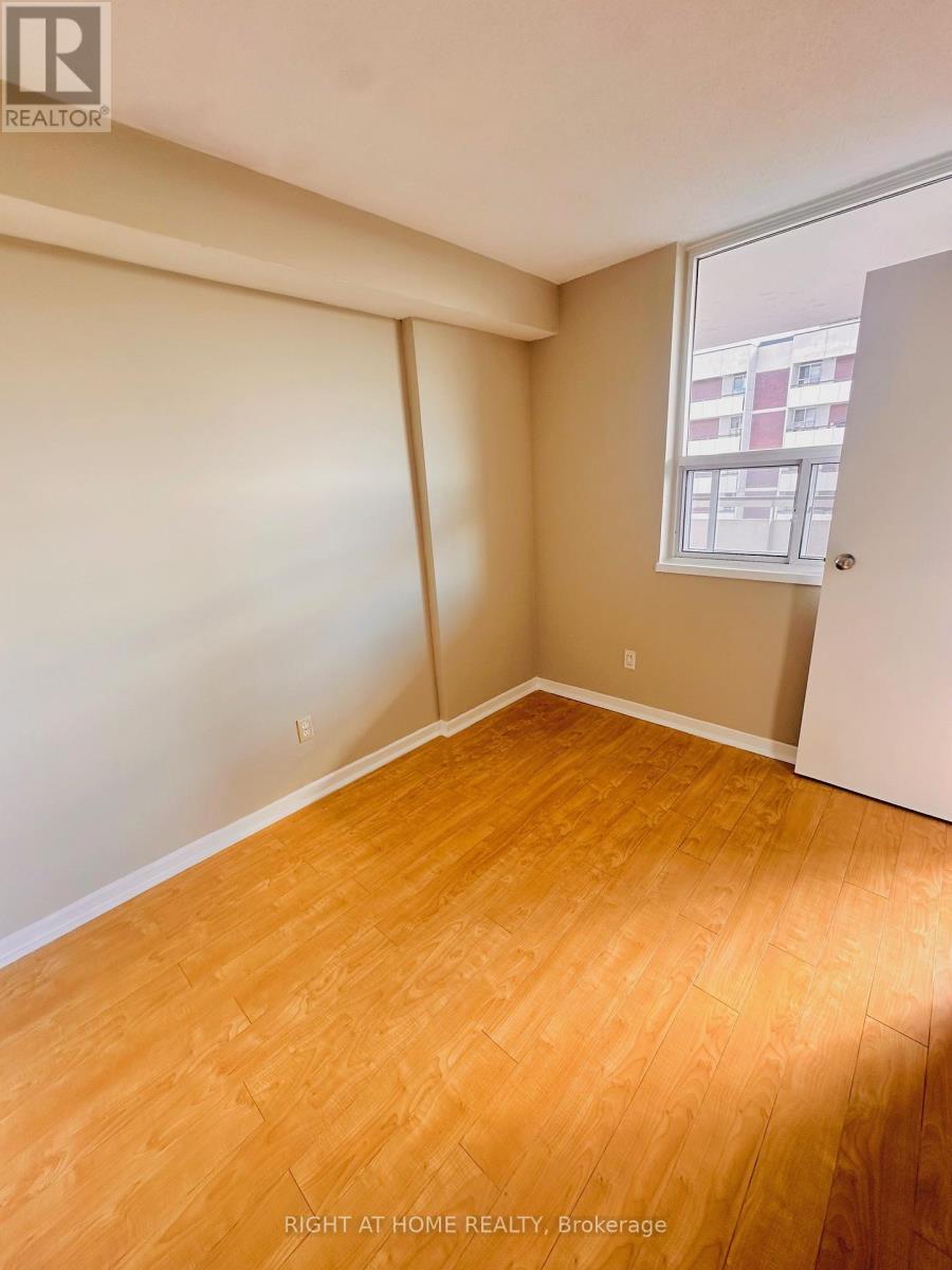 1107 - 1 Royal Orchard Boulevard, Markham, Ontario  L3T 3C2 - Photo 18 - N12468728
