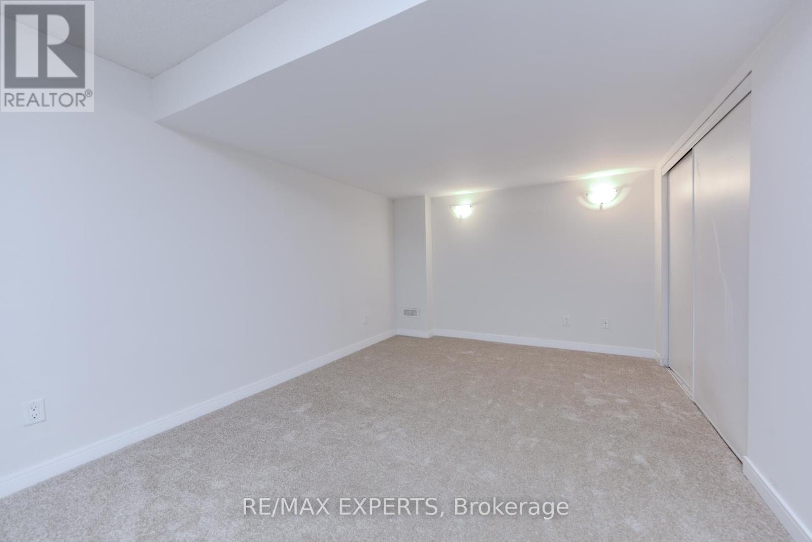78 Honeyview Trail, Brampton (Bram East), Ontario  L6P 4A3 - Photo 24 - W12422315