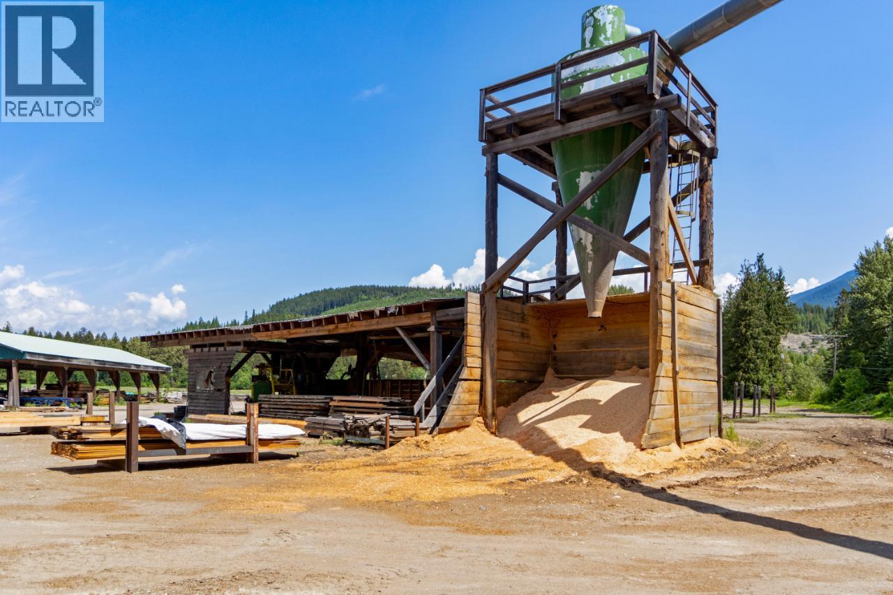 209 Lardeau River Road, Lardeau, British Columbia  V0G 1N0 - Photo 26 - 10366301