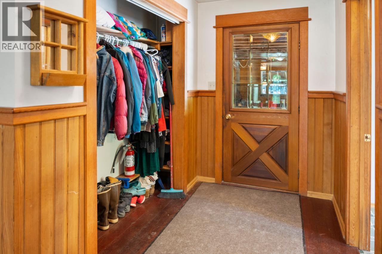 209 Lardeau River Road, Lardeau, British Columbia  V0G 1N0 - Photo 9 - 10366301