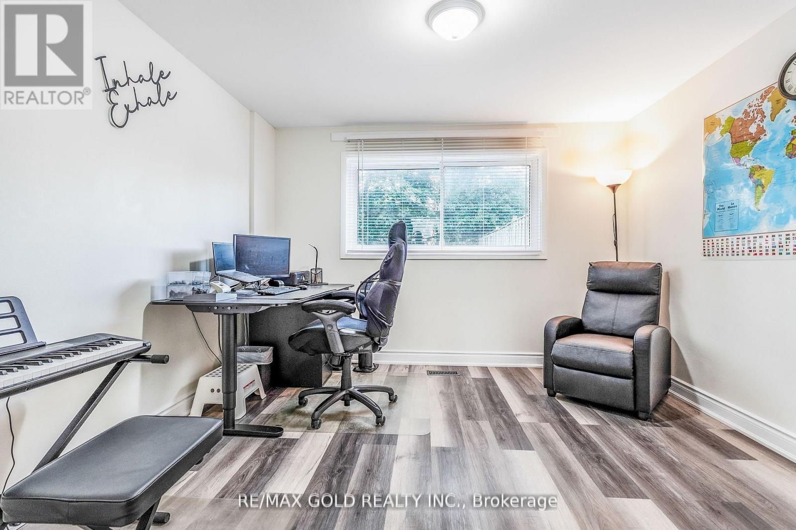 36 Garfield Crescent, Brampton (Brampton North), Ontario  L6V 1V8 - Photo 27 - W12472423