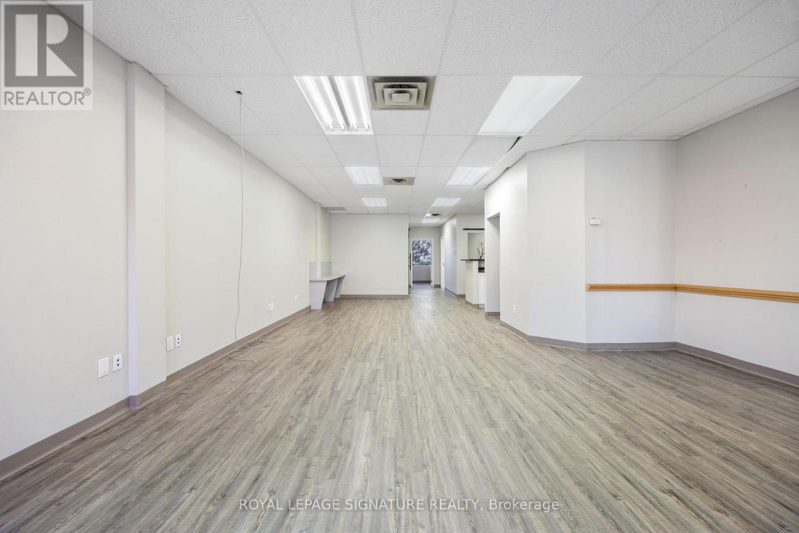 5&12 - 2285 Dunwin Drive, Mississauga, Ontario  L5L 3S3 - Photo 14 - W12472425
