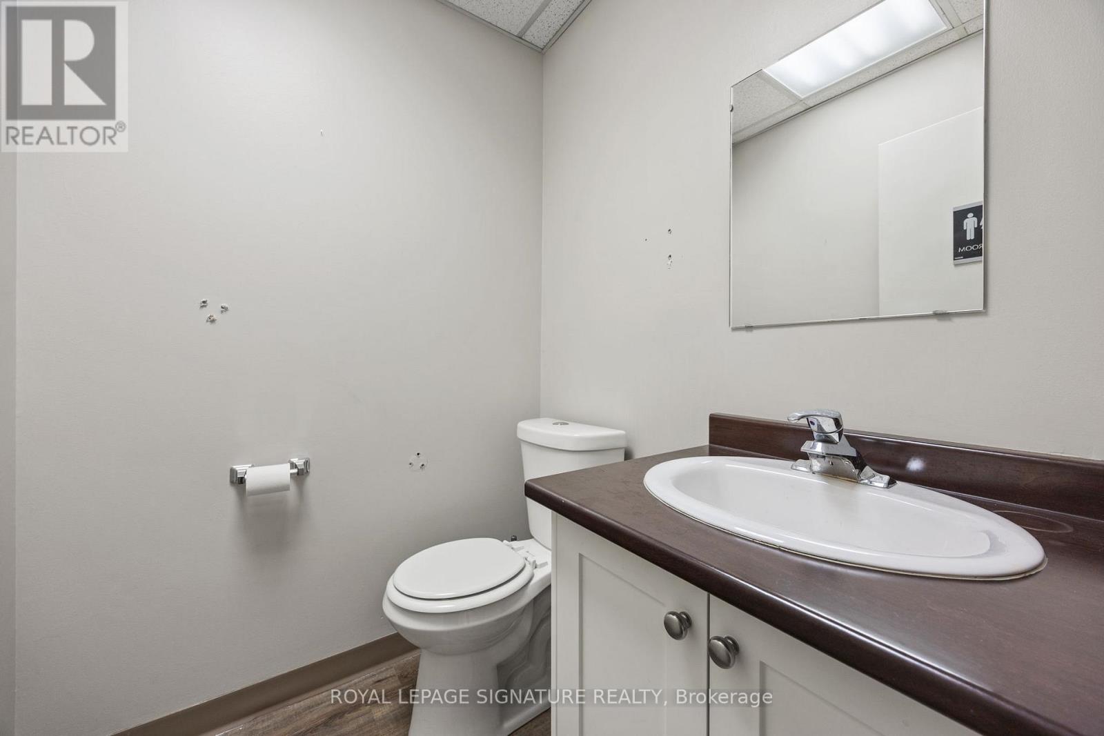 5&12 - 2285 Dunwin Drive, Mississauga, Ontario  L5L 3S3 - Photo 20 - W12472425