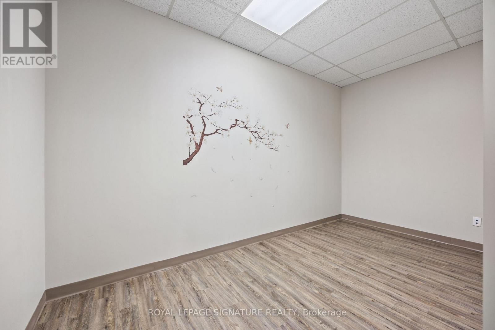 5&12 - 2285 Dunwin Drive, Mississauga, Ontario  L5L 3S3 - Photo 21 - W12472425