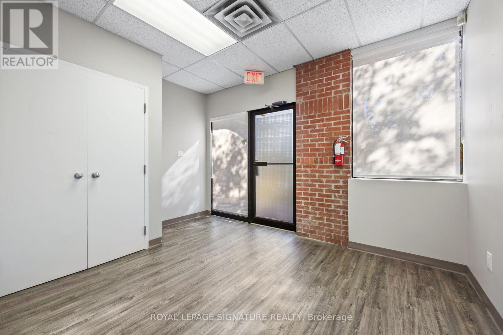 5&12 - 2285 Dunwin Drive, Mississauga, Ontario  L5L 3S3 - Photo 26 - W12472425
